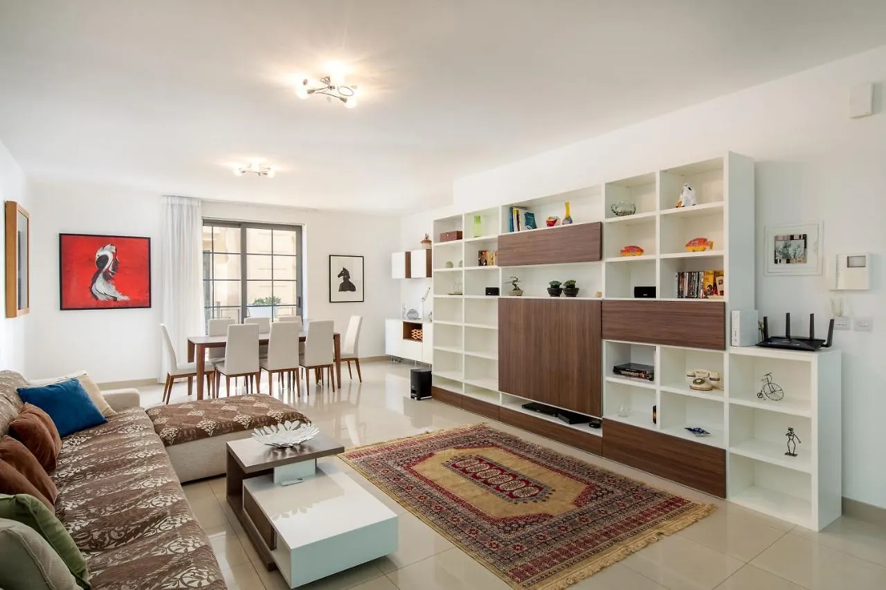 Belmonte Heights - Luxury 3 Bedroom Apartment سليمة