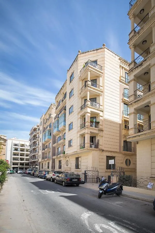 Belmonte Heights - Luxury 3 Bedroom Apartment سليمة