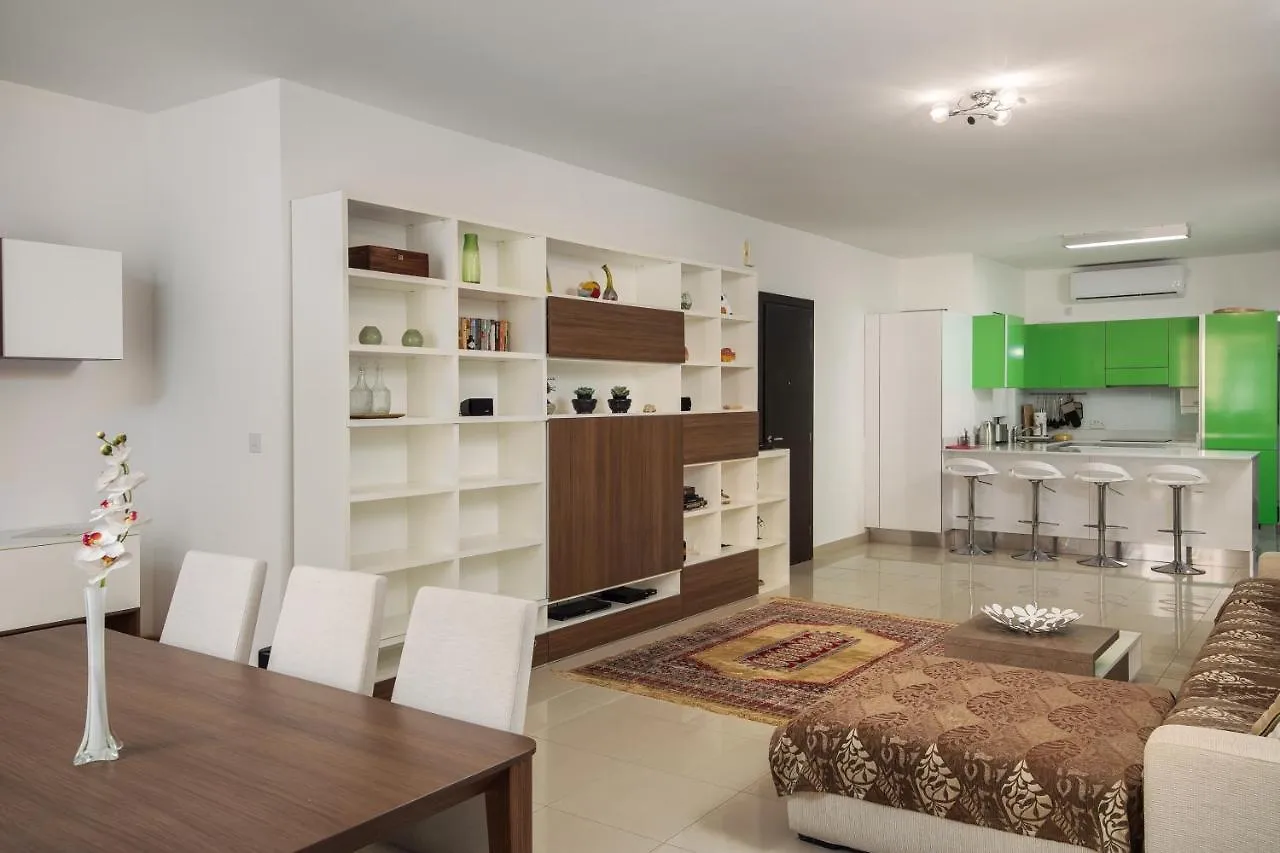 Belmonte Heights - Luxury 3 Bedroom Apartment سليمة 0*,